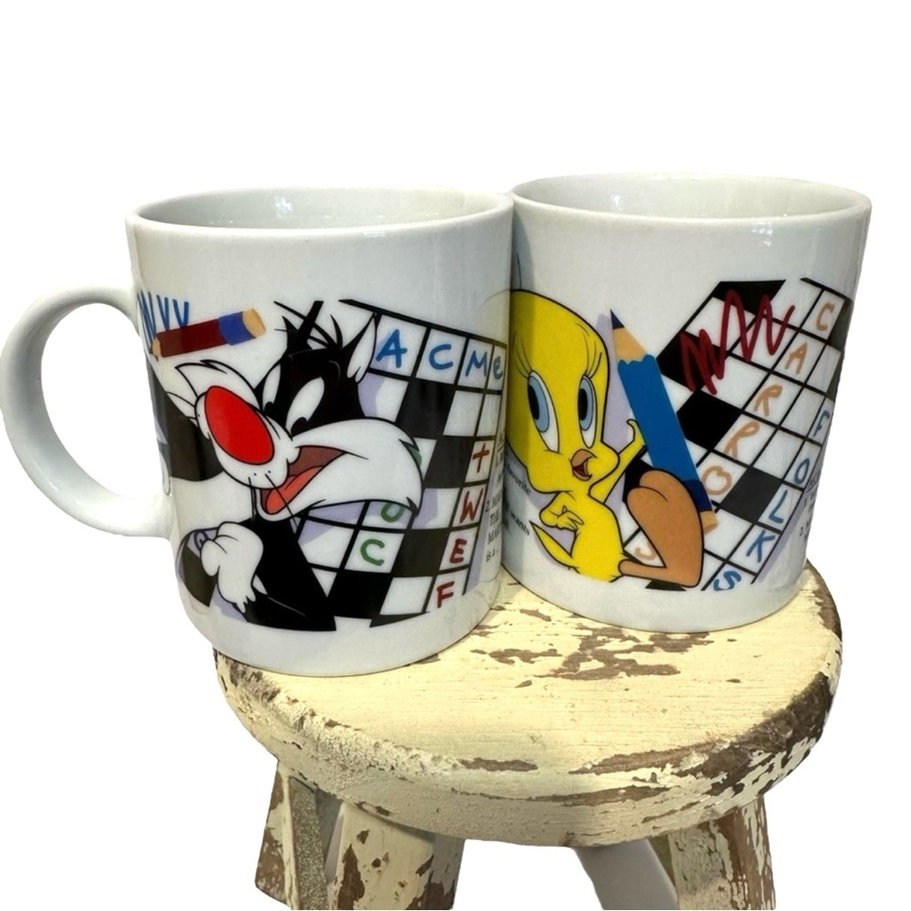 Looney Tunes Tweety and Sylvester Mugs
